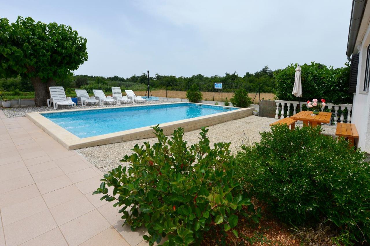 Apartments Ella Пореч Экстерьер фото