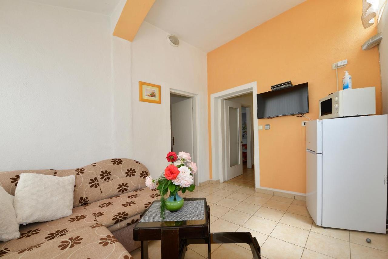 Apartments Ella Пореч Экстерьер фото