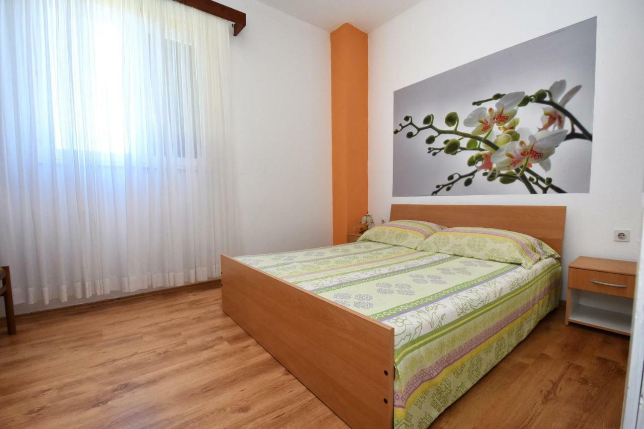 Apartments Ella Пореч Экстерьер фото